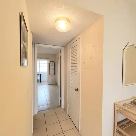 164 Sheffield G West Palm Beach FL 33417