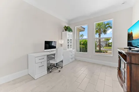 9323 Sw Pinnacle Place Port Saint Lucie FL 34987