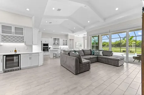 9323 Sw Pinnacle Place Port Saint Lucie FL 34987