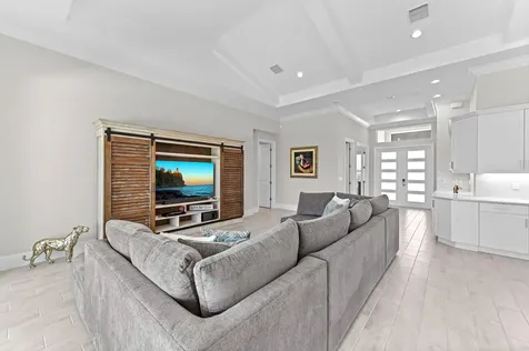 9323 Sw Pinnacle Place Port Saint Lucie FL 34987