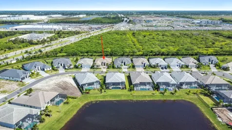 9323 Sw Pinnacle Place Port Saint Lucie FL 34987