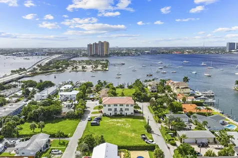 1100 Cabana Road West Palm Beach FL 33404