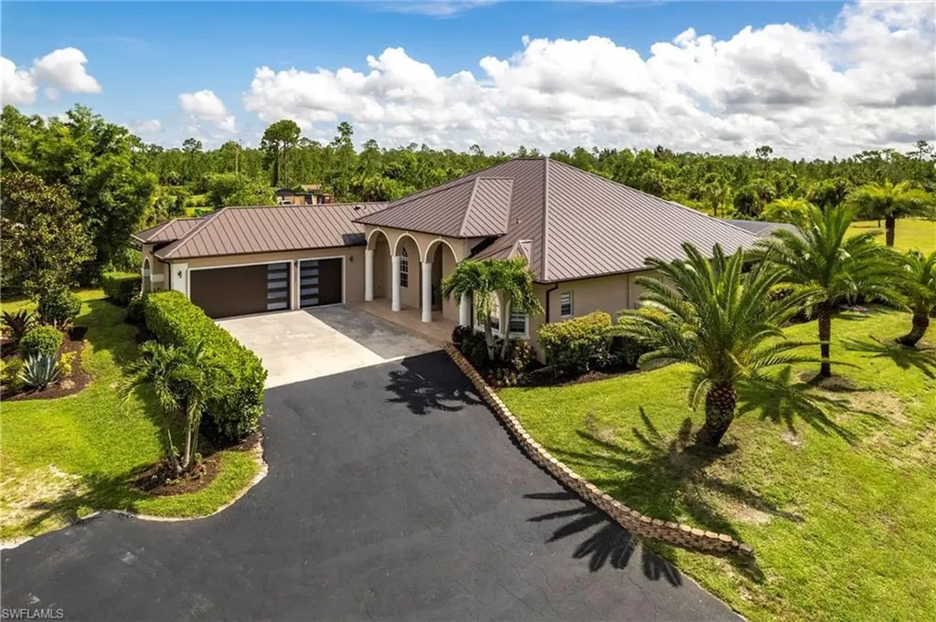 3223 4th Avenue Naples FL 34120