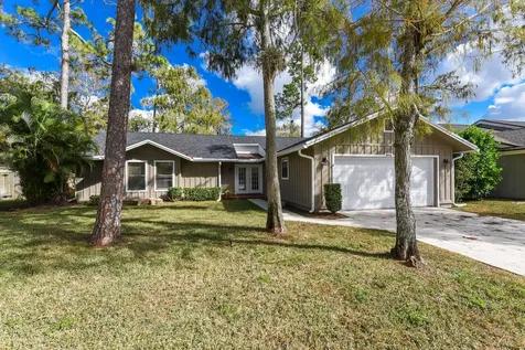 916 Daffodil Drive Wellington FL 33414