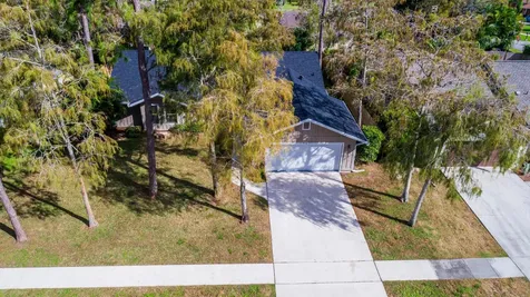 916 Daffodil Drive Wellington FL 33414
