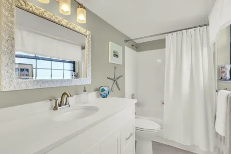 2069 Ne Collins Circle Jensen Beach FL 34957