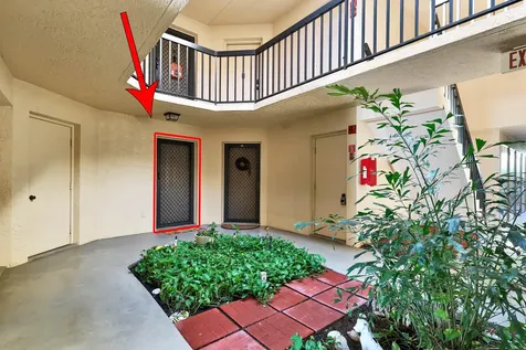 2069 Ne Collins Circle Jensen Beach FL 34957