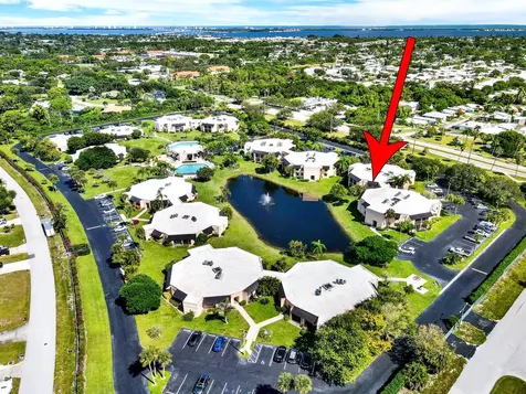 2069 Ne Collins Circle Jensen Beach FL 34957