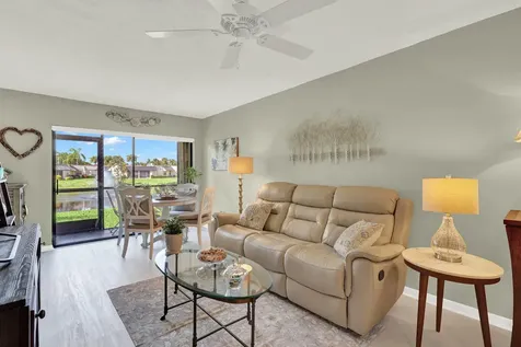 2069 Ne Collins Circle Jensen Beach FL 34957