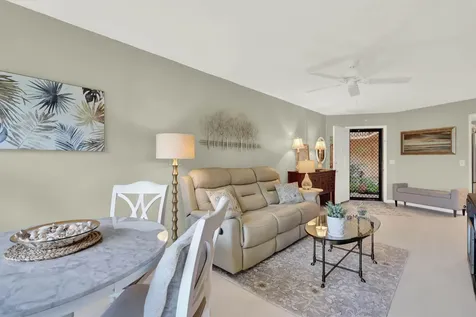 2069 Ne Collins Circle Jensen Beach FL 34957