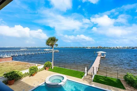 1 S 18th Avenue Lake Worth Beach FL 33460