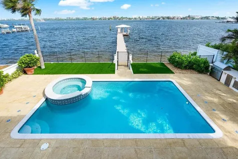 1 S 18th Avenue Lake Worth Beach FL 33460