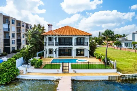 1 S 18th Avenue Lake Worth Beach FL 33460