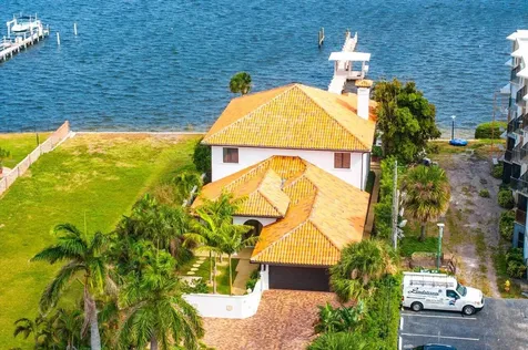 1 S 18th Avenue Lake Worth Beach FL 33460