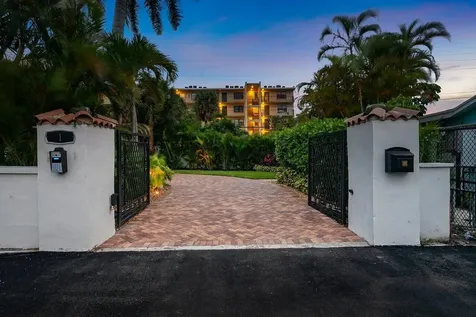 1 S 18th Avenue Lake Worth Beach FL 33460