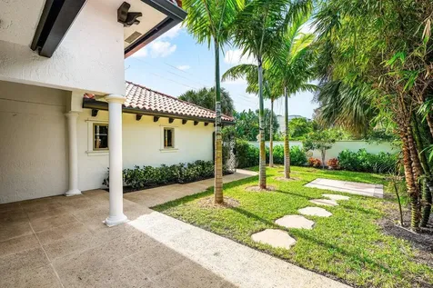 1 S 18th Avenue Lake Worth Beach FL 33460
