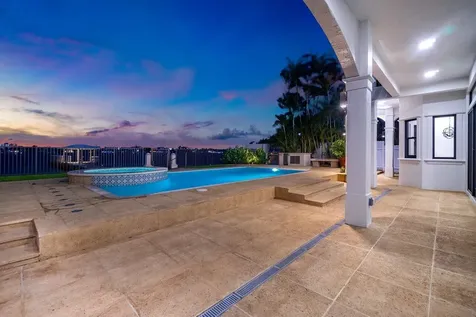 1 S 18th Avenue Lake Worth Beach FL 33460