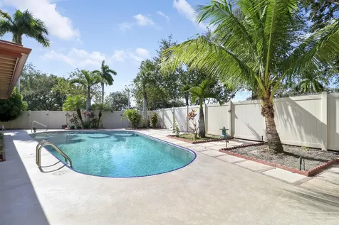10438 Pippin Lane Royal Palm Beach FL 33411