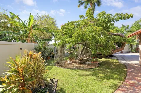 10438 Pippin Lane Royal Palm Beach FL 33411