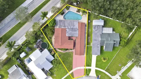 10438 Pippin Lane Royal Palm Beach FL 33411