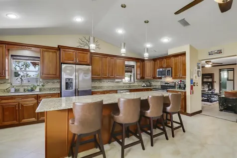 10438 Pippin Lane Royal Palm Beach FL 33411