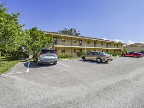 400 18th Street Vero Beach FL 32960