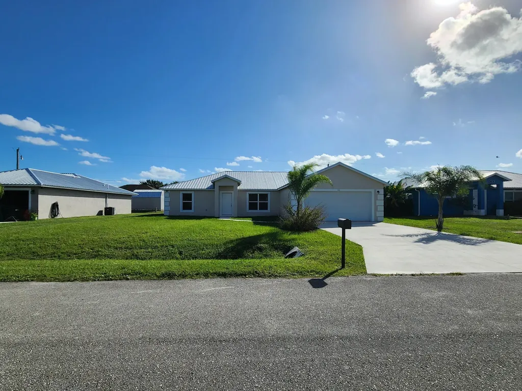 956 Se 39th Terrace Okeechobee FL 34974