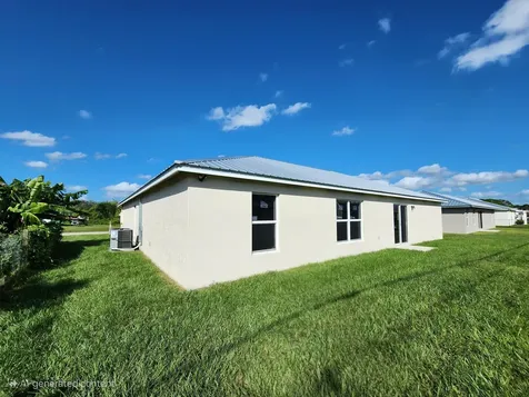 956 Se 39th Terrace Okeechobee FL 34974