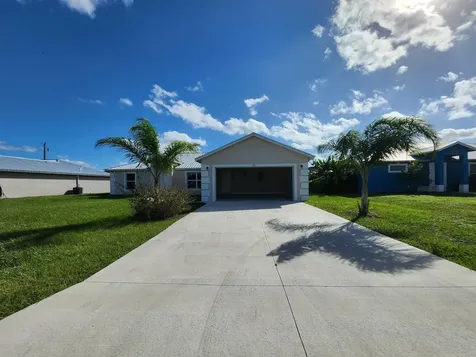 956 Se 39th Terrace Okeechobee FL 34974