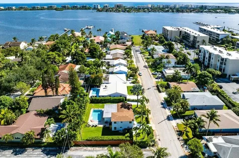 92 18th Avenue Lake Worth Beach FL 33460