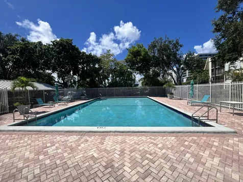 20401 Ne 30th Avenue Aventura FL 33180