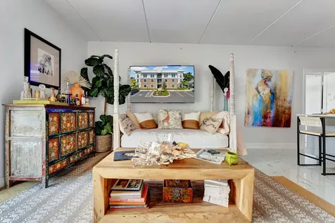 250 W Hidden Valley Boulevard Boca Raton FL 33487