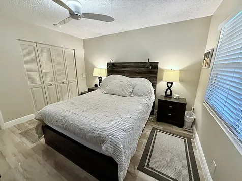 359 Oakridge T Deerfield Beach FL 33442