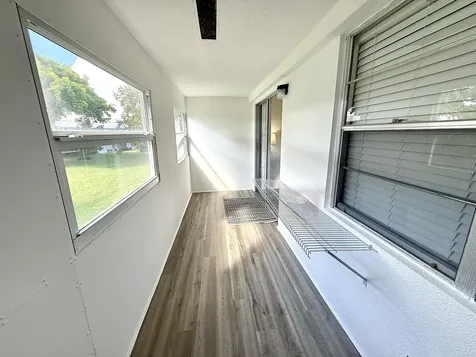 359 Oakridge T Deerfield Beach FL 33442