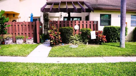 13929 Nesting Way Delray Beach FL 33484