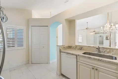 5 Brighton Court Palm Beach Gardens FL 33418