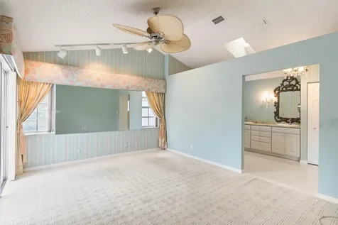 5 Brighton Court Palm Beach Gardens FL 33418