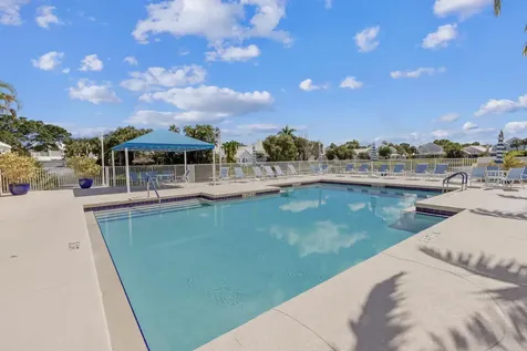 5 Brighton Court Palm Beach Gardens FL 33418