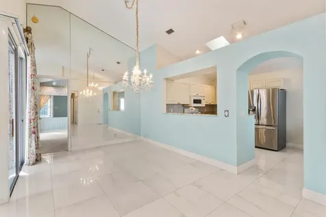 5 Brighton Court Palm Beach Gardens FL 33418