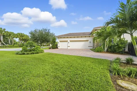 1016 Sw Triste Way Stuart FL 34997