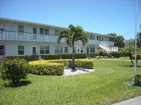 60 Kent D West Palm Beach FL 33417