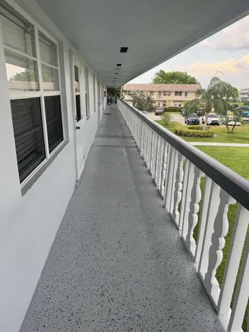 60 Kent D West Palm Beach FL 33417