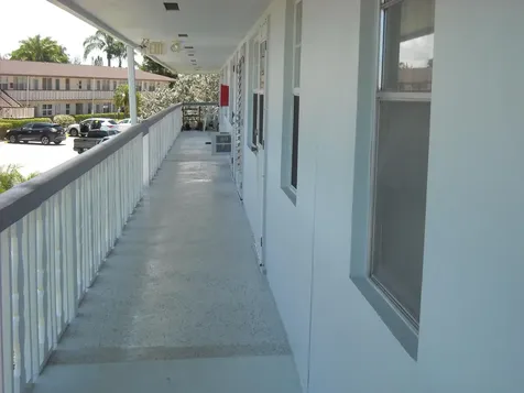 60 Kent D West Palm Beach FL 33417