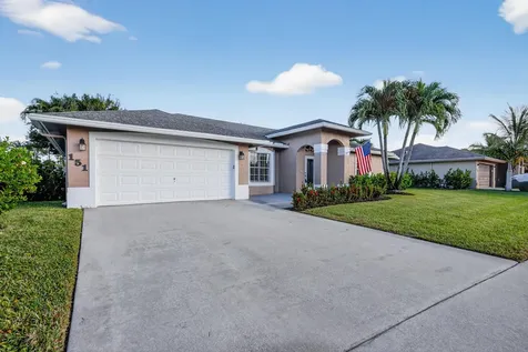 151 Monterey Way Royal Palm Beach FL 33411