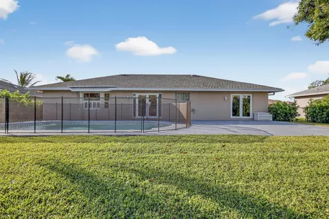151 Monterey Way Royal Palm Beach FL 33411