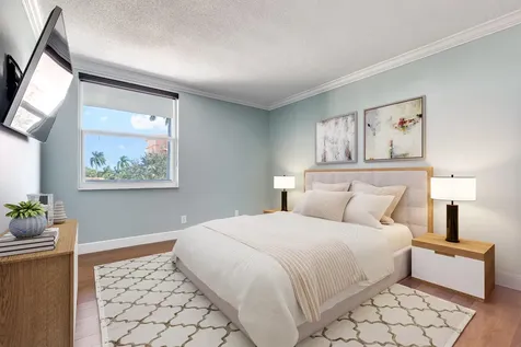 1 S Lakeside Drive Lake Worth Beach FL 33460
