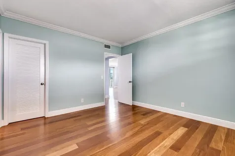 1 S Lakeside Drive Lake Worth Beach FL 33460
