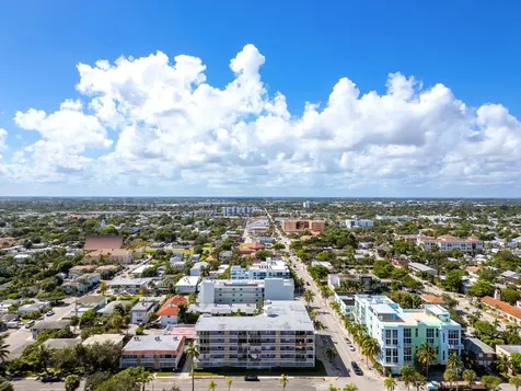 1 S Lakeside Drive Lake Worth Beach FL 33460