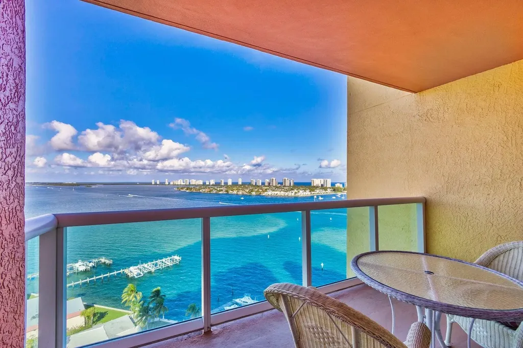 2650 Lake Shore Drive Riviera Beach FL 33404