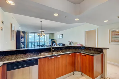 2650 Lake Shore Drive Riviera Beach FL 33404